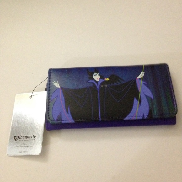 loungefly maleficent wallet